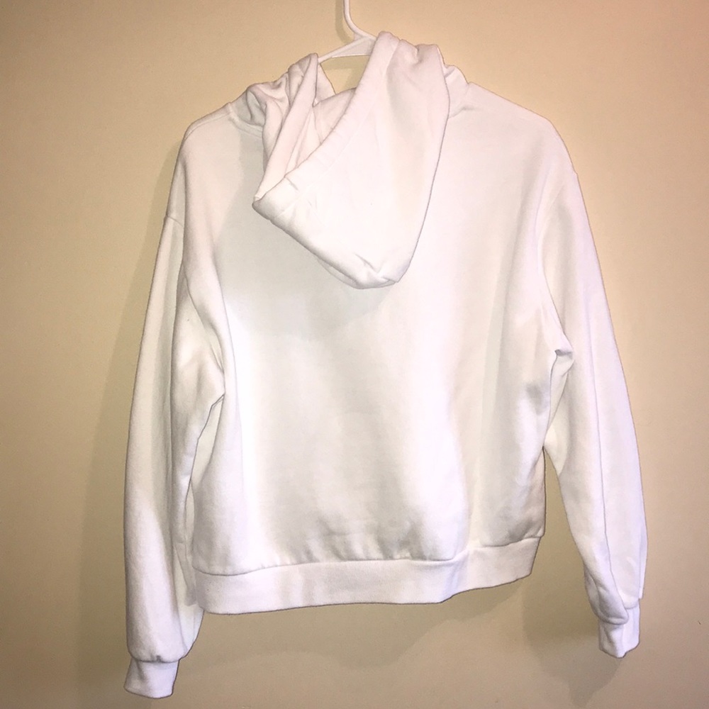 H&M Paramount Movie Long Sleeve Crop Top Hoodie - Picture 2 of 3